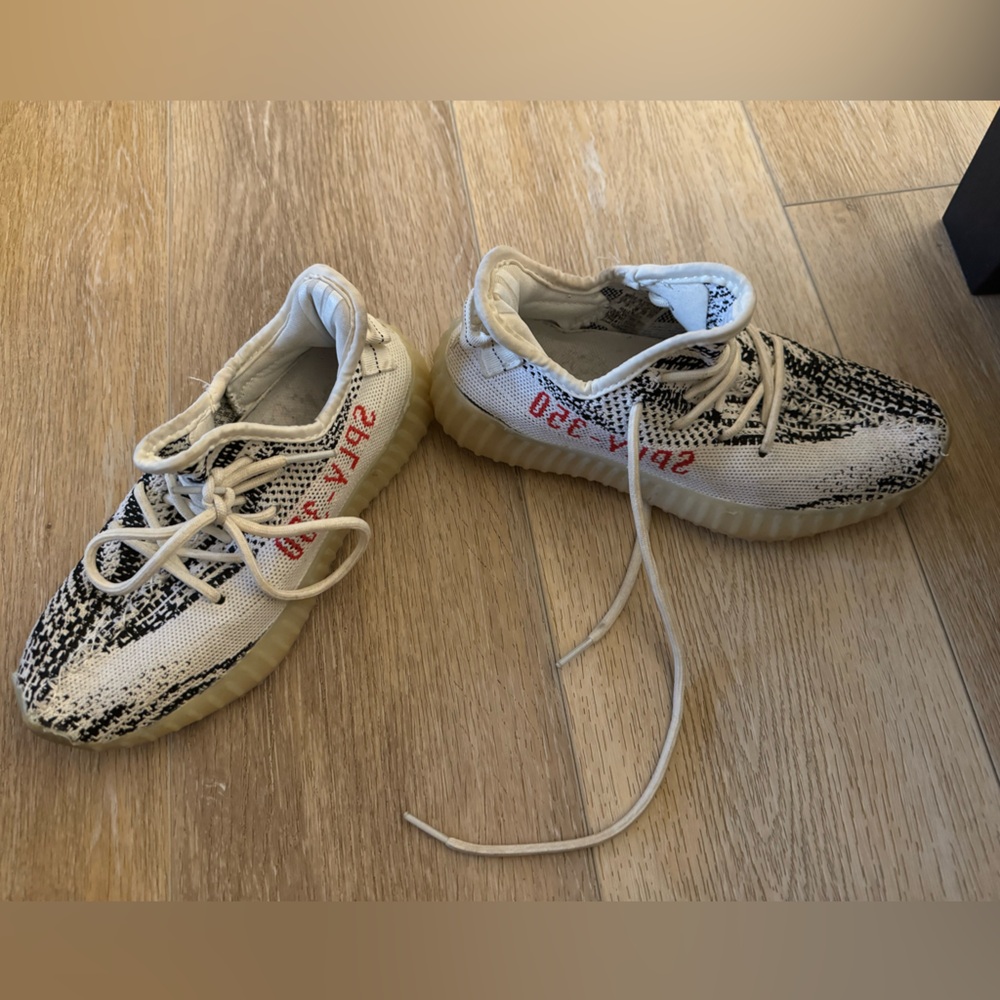 Kids Size 4 Adidas Yeezy Trainers